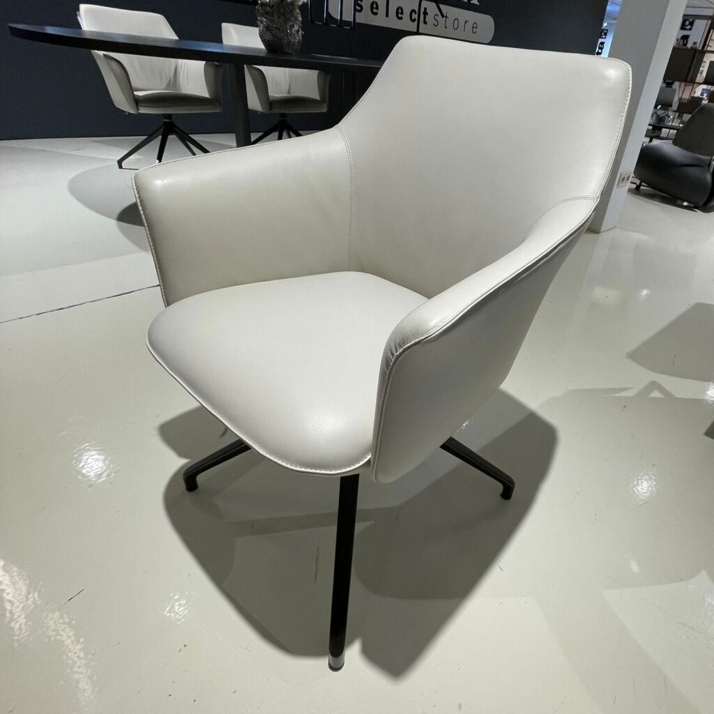 Leolux Mara Eetkamerstoelen