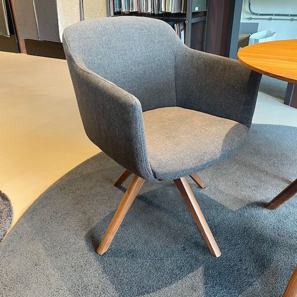 Rolf Benz 640 eetkamerstoelen set (3)