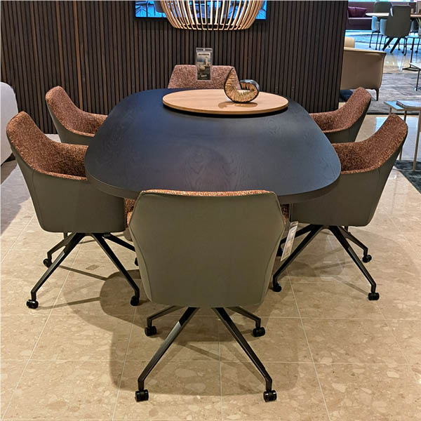 Leolux Mara Eetkamerstoelen